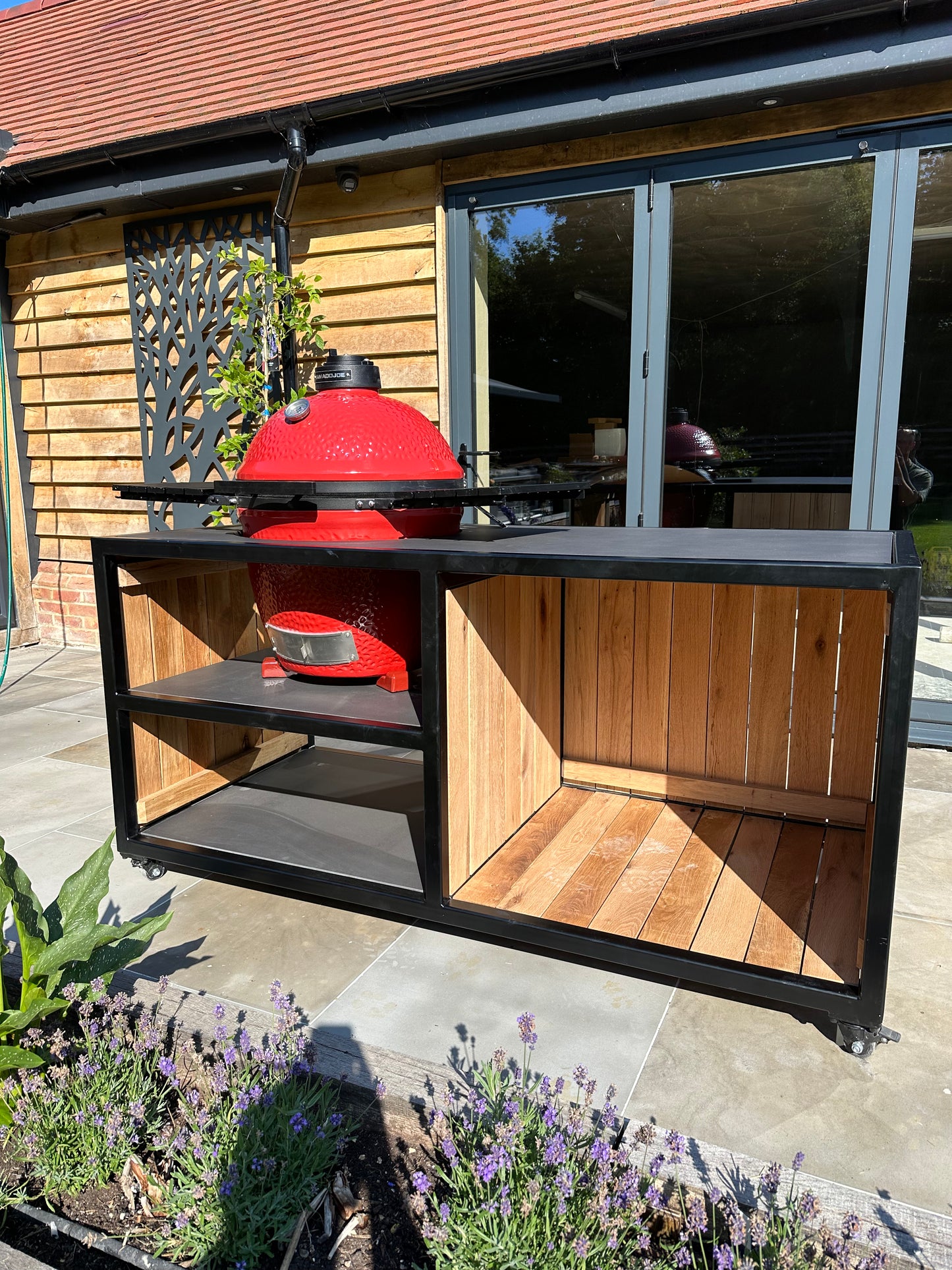 Outdoor Pizza Oven Entertaining Unit